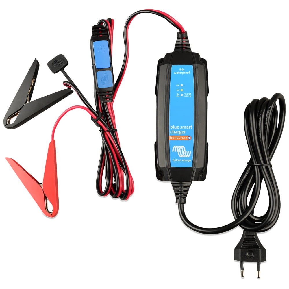 Chargeur de batterie Victron Blue Smart IP65 Chargeur 6V/12V 1.1A + connecteur DC - BPC120134034R