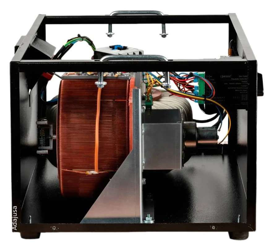 estabilizador-de-tension-monofasico-con-servomotor-35kva-2800w-2.jpg Estabilizador de tensión monofásico con servomotor 3,5 kVA (2,8 kW) 230V ±2%